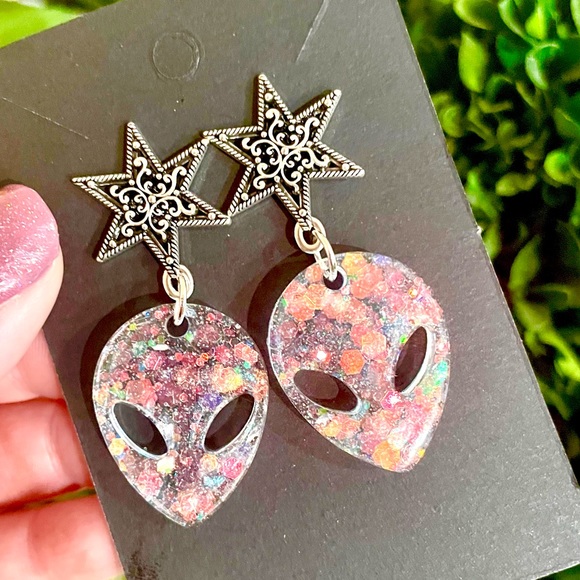 Acrylic Star Alien Dangle Earrings - Picture 2 of 3